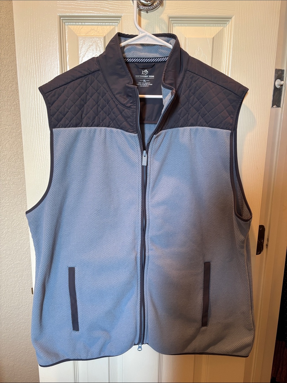 Southern Tide Men's Hucksley Vest Full Zip Mountain Spring Blue Size XL